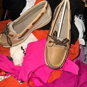 Women's Tan Boat Shoes